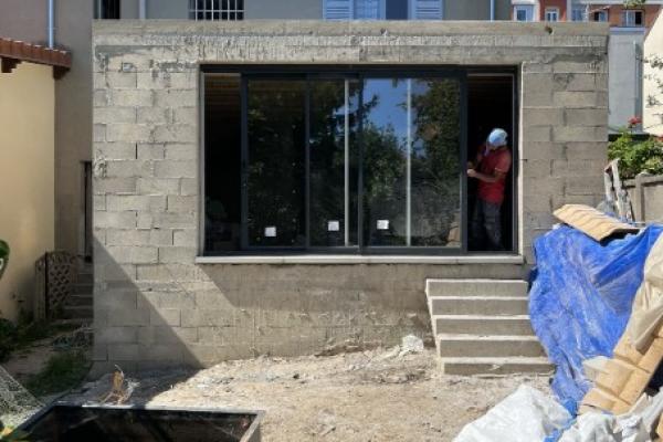 extension  maison dans commune de houille 78800 , Yvelines  (partie maçonnerie) 