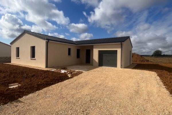 Construction de maison écologique avec structure bois ou brique  à houdan  78550 