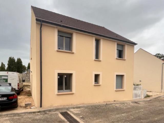 Réalisation d'une maison dans la commune de Dreux ( Eure et loir 28 )  